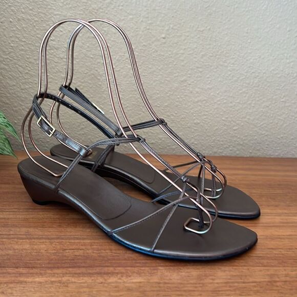 Stuart Weitzman sandals 7.5 M - Picture 2 of 12
